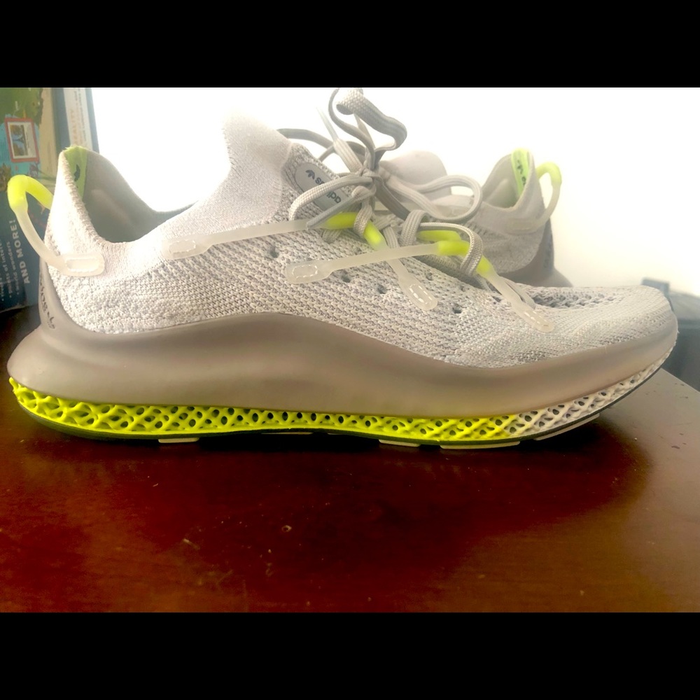 Womens Adidas 4D Fusio shoe- Size 8